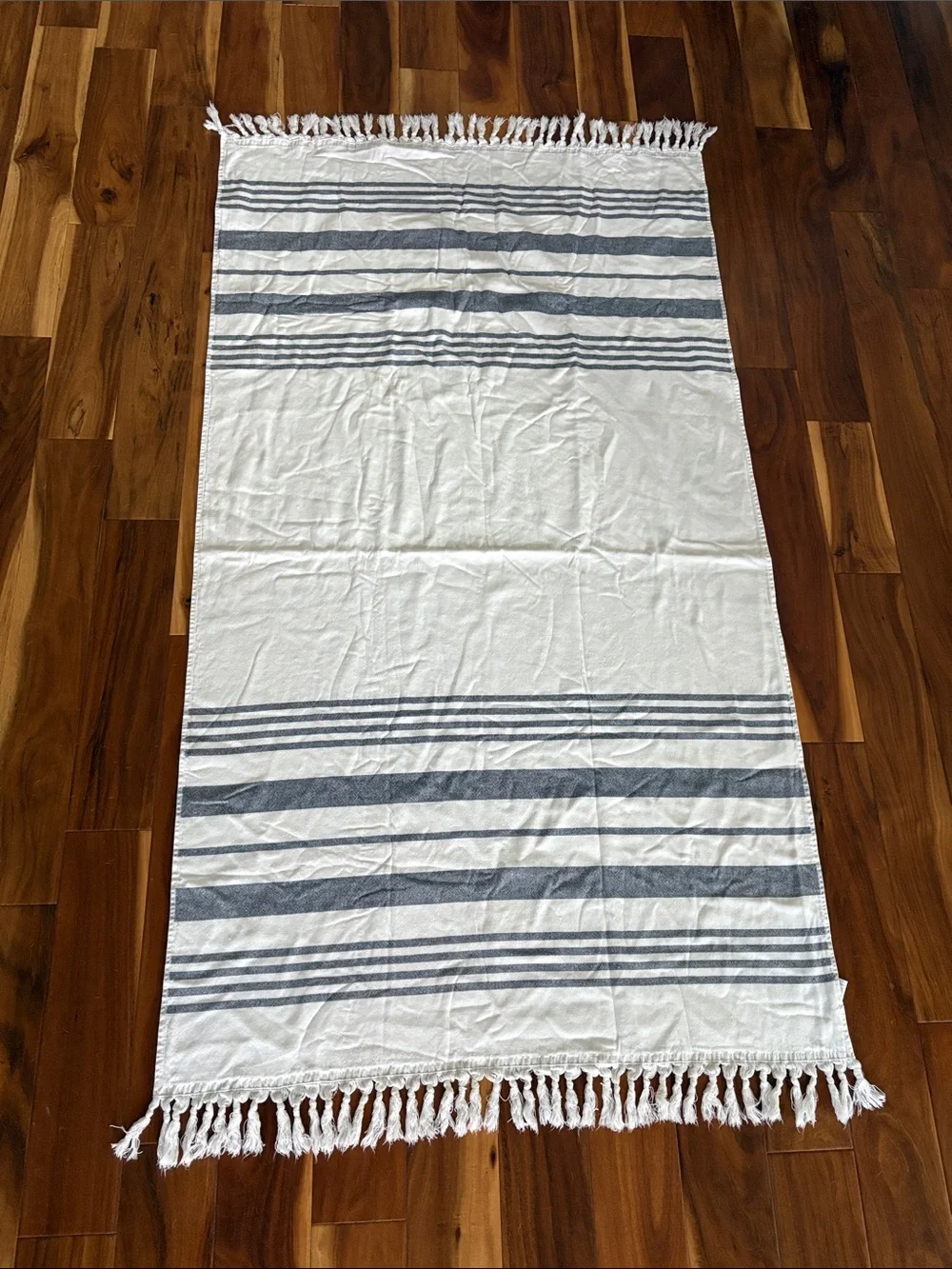 Serena & Lily Capri Fouta Turkish Beach Towel Blanket With Fringe 40” x 70”